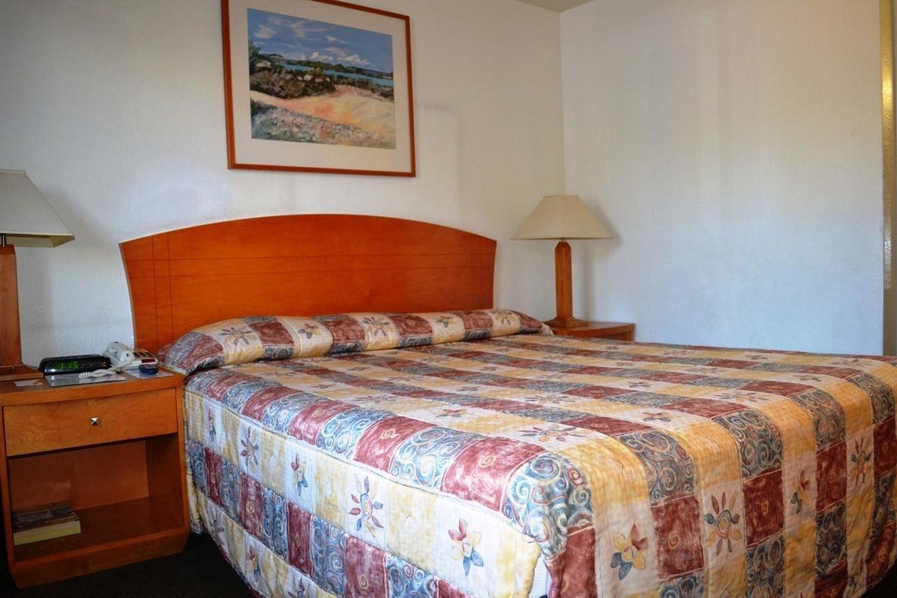 Fresno Inn Luaran gambar